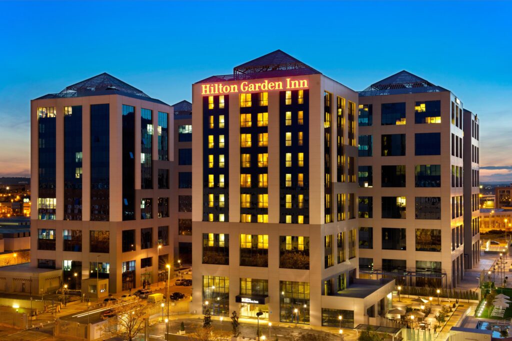 Los asesores hoteleros de PHG trabajaron para Santander/Blackstone seleccionando a Hilton en el hotel Hilton Garden Inn de Sevilla.
